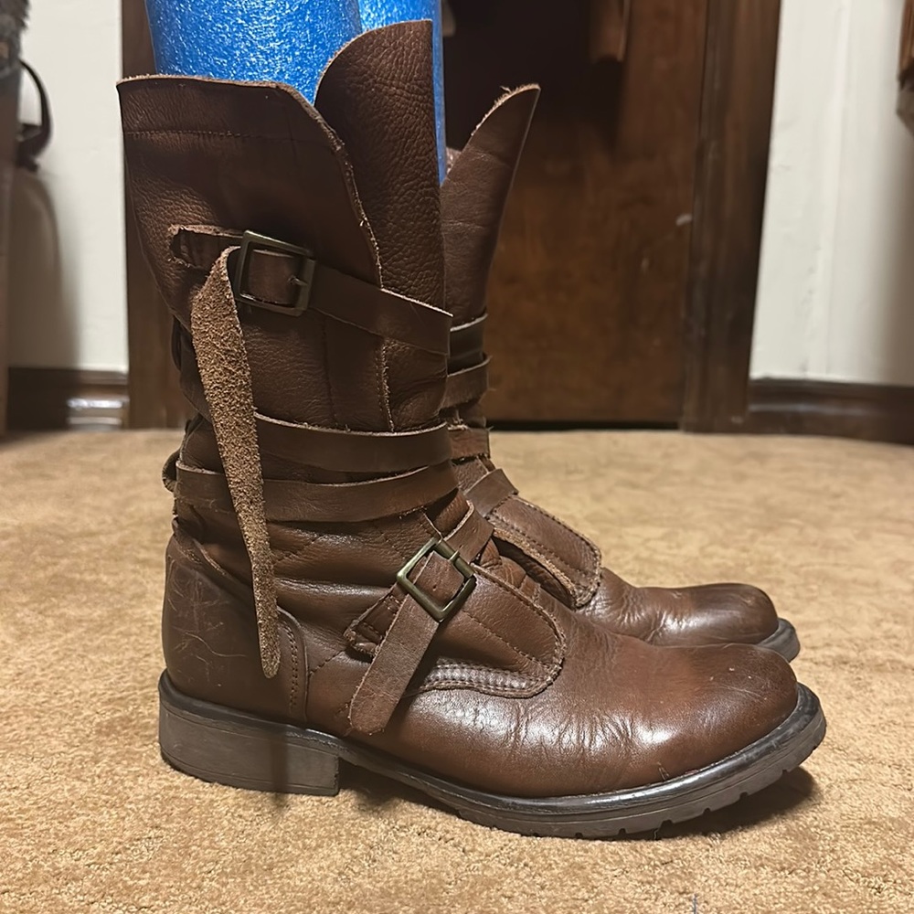 Vintage Steve Madden Banddit Boots